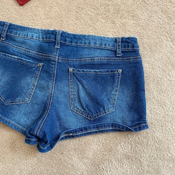 Hippie Laundry 30 Fringe Accented Denim Shorts - Picture 6 of 8